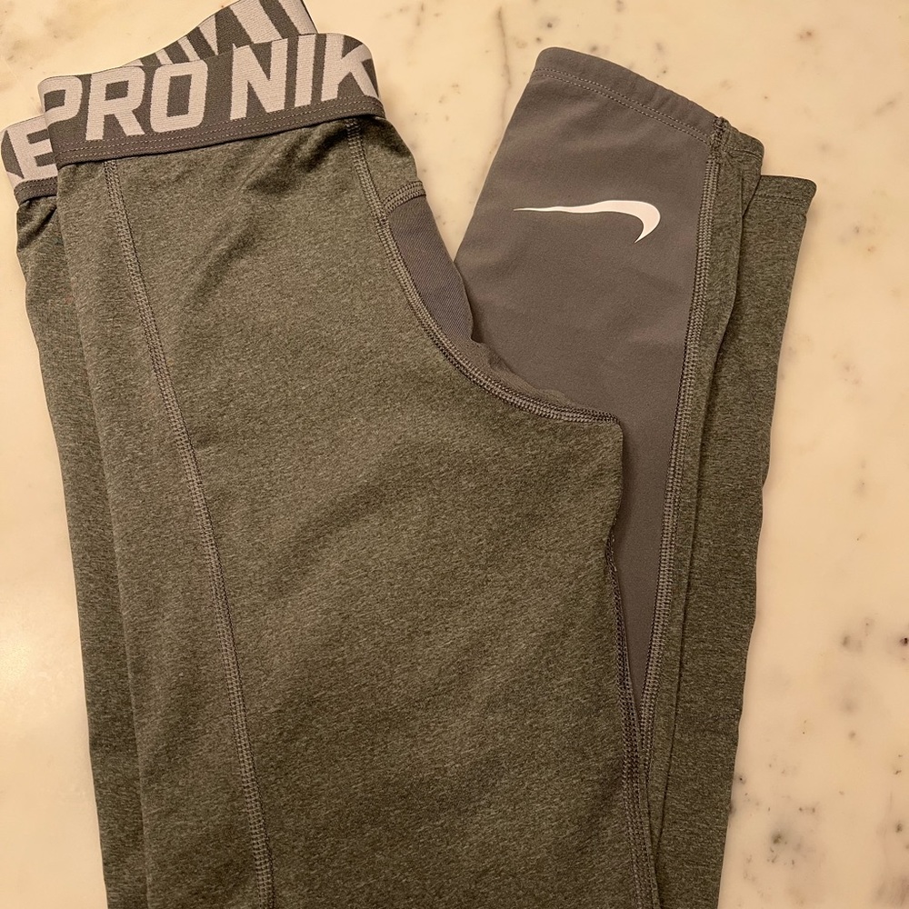 Nike dri-fit youth large base layer